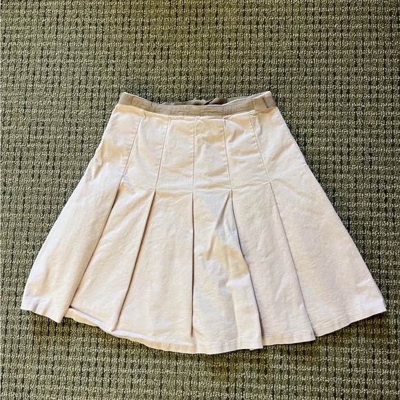Gap Pleated Skirt - Picture 2 of 3
